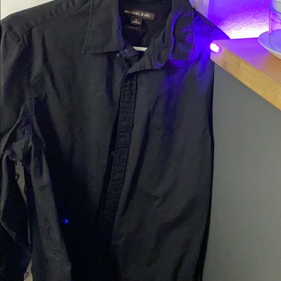 Michael Kors Classic Button up(will take offers) - Picture 4 of 4